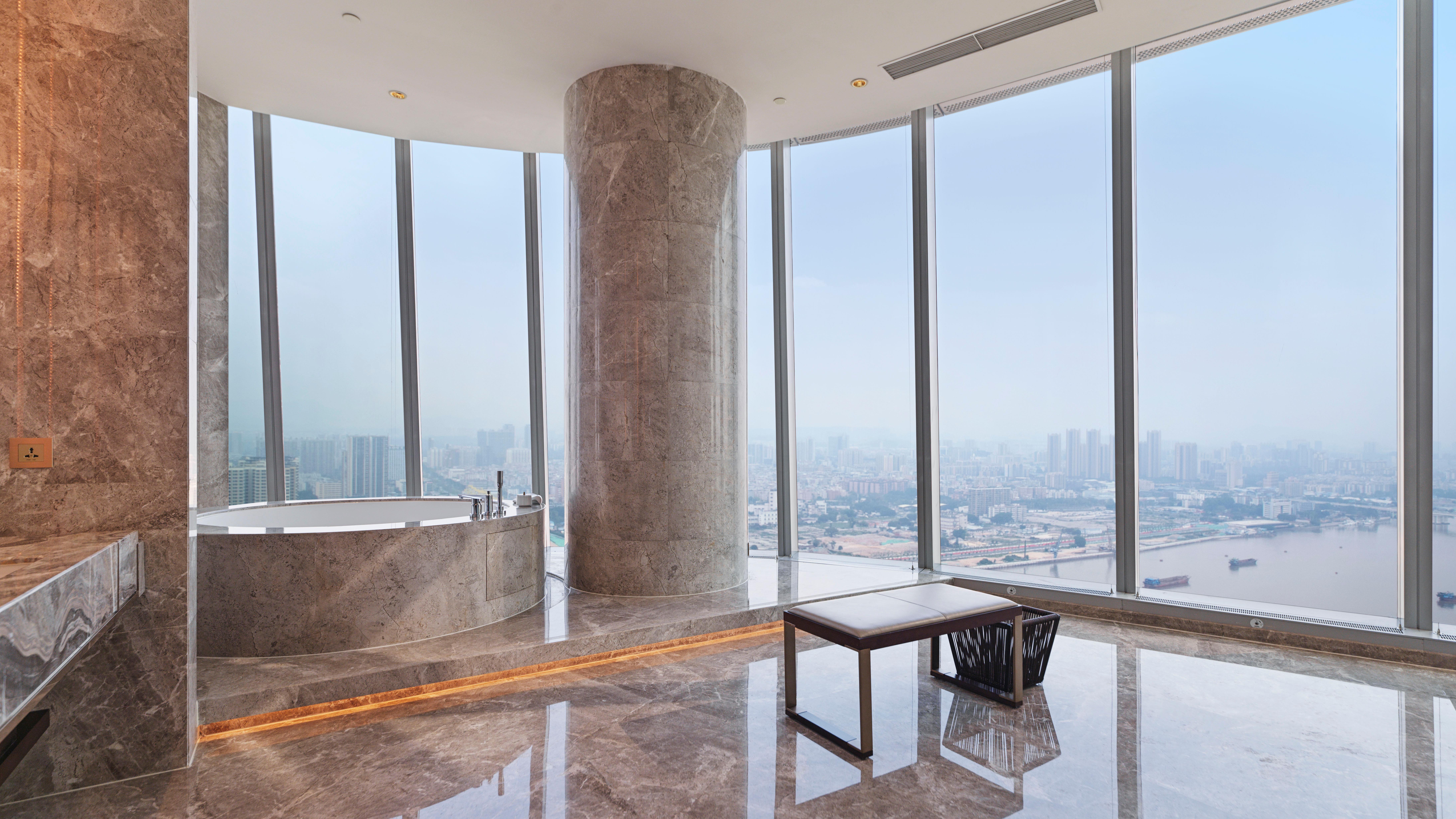 Intercontinental Guangzhou Exhibition Center By Ihg - Free Shuttle Between Hotel And Exhibition Center During Canton Fair & Exhibitor Registration Counter Exterior photo