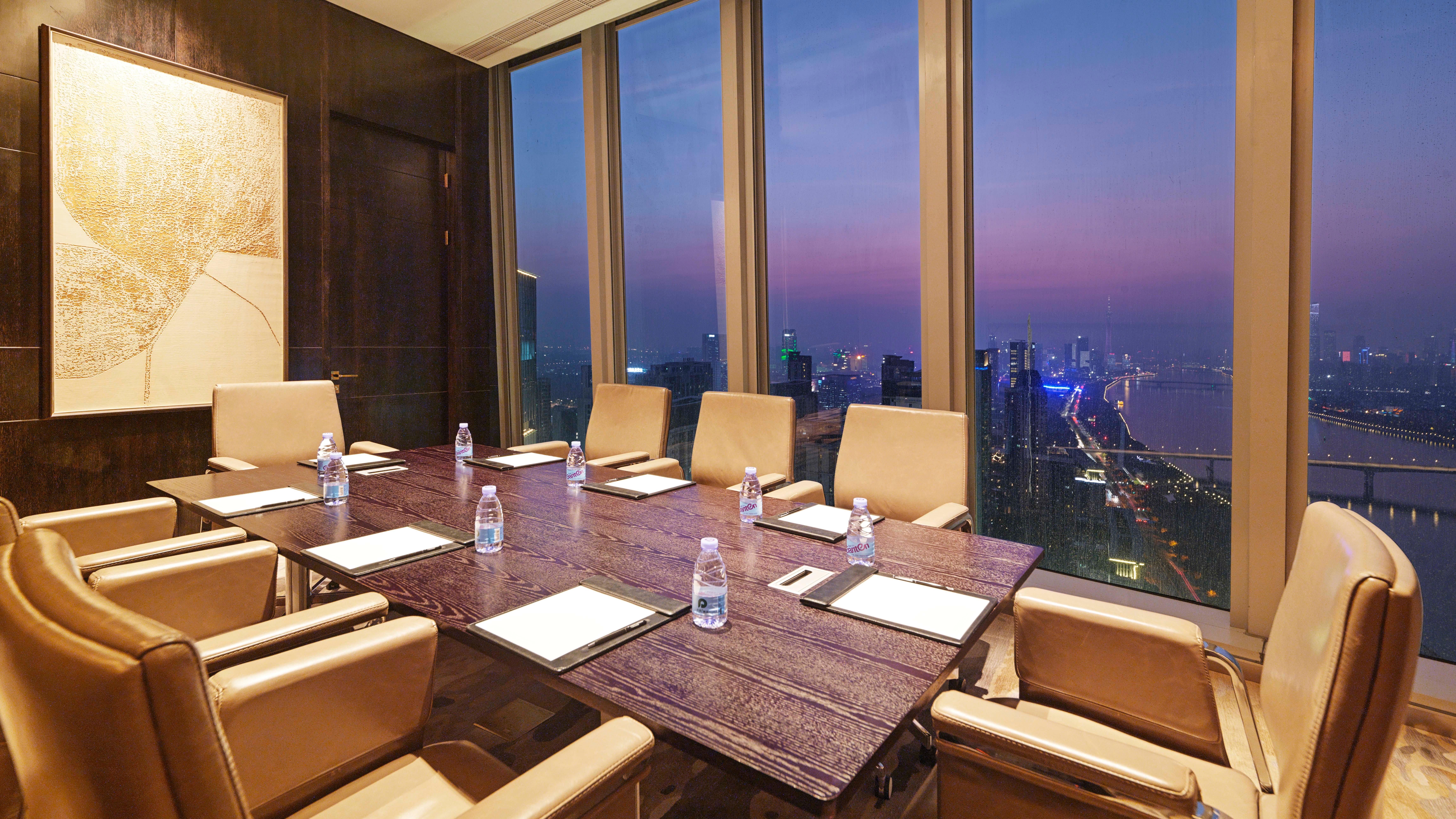 Intercontinental Guangzhou Exhibition Center By Ihg - Free Shuttle Between Hotel And Exhibition Center During Canton Fair & Exhibitor Registration Counter Exterior photo